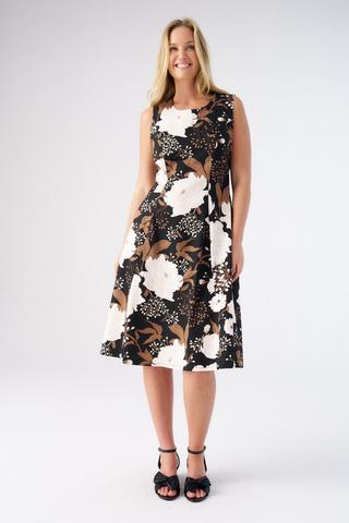 PRINTED FIT AND FLARE DRESS