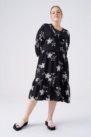 MONOCHROME PRINT DRESS