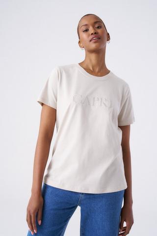 STONE PLACEMENT PRINT TEE