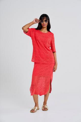 LACE PENCIL SKIRT RED