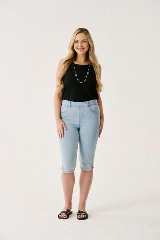 CURVED HEM PULL ON CROPS MIDWASH