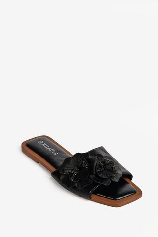 FLOWER TRIM SANDALS BLACK