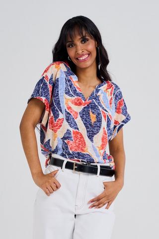 LEAF PRINT HENLEY TOP