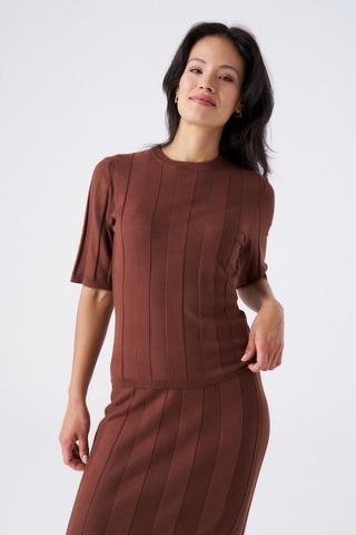 KNIT TOP BROWN