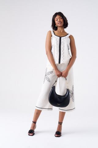 EMBROIDERED CROPS