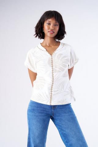 PRINTED EMBROIDERED TOP