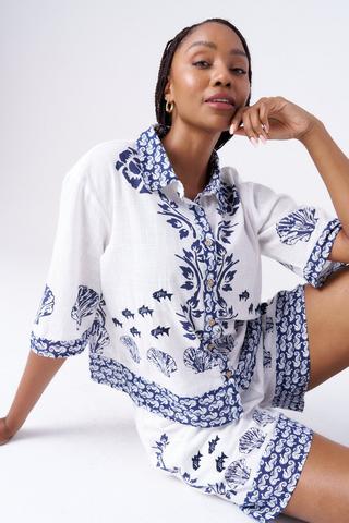 EMBROIDERED ELASTICATED SHORTS