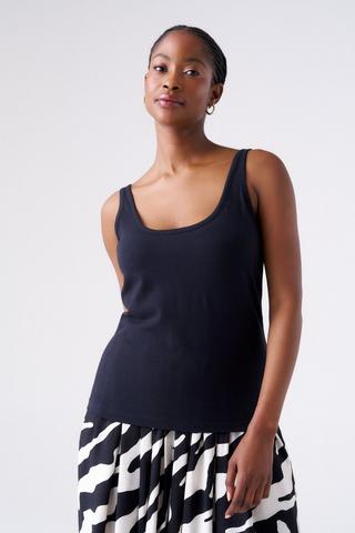 TANK BLACK