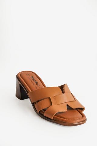 LEATHER BLOCK HEELS TAN