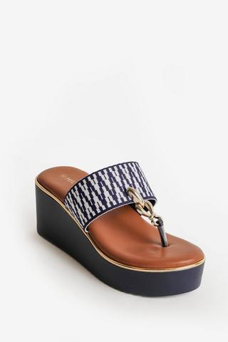WEDGE THONG SANDAL
