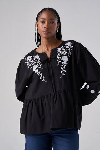 EMBROIDERED PEASANT TOP BLACK
