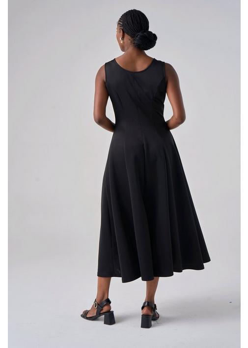 FLORAL EMBELLISHMENT FIT AND FLARE DRESS - XXL - Black | MILADYS