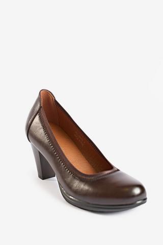 BROWN COURT HEEL - Pierre Cardin
