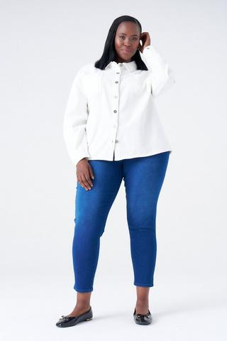 WONDERFIT PULL ON SLIM LEG DENIM JEANS