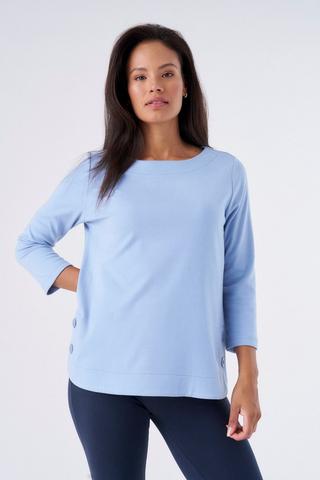 PLUSH TOP BUTTON DETAIL