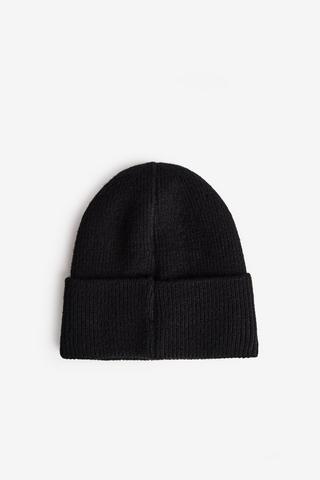 KNIT BEANIE BLACK