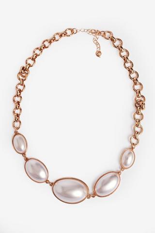 LARGE PEARL NECKLACE