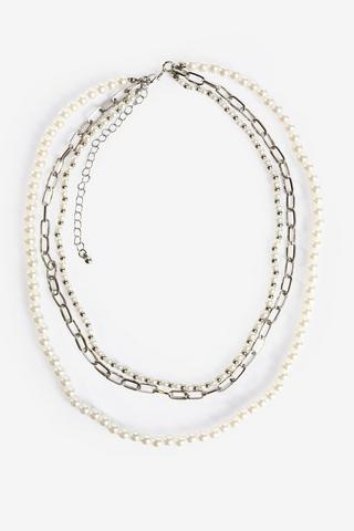 MULTI CHAIN NECKLACE