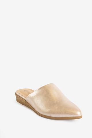 CLOSED TOE SANDAL ROSE GOLD