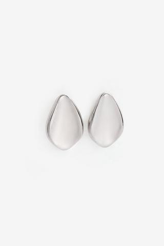 STUD EARRINGS