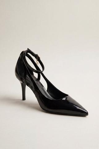 WONDERFIT BLACK CUT OUT POINTY HEEL