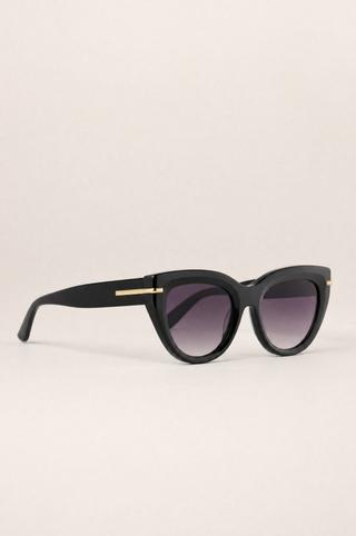 CATEYE GOLD TRIM SUNGLASSES