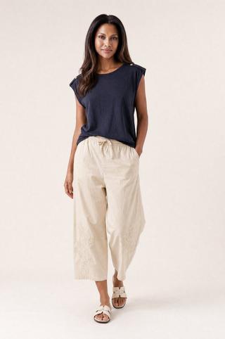 EMBROIDERED CROPS STONE