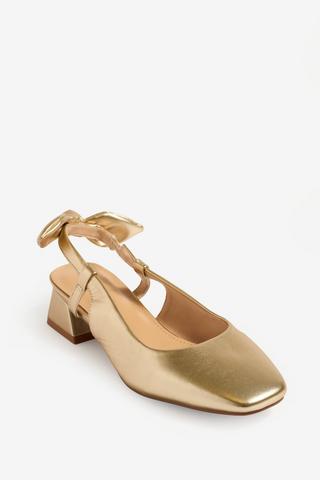 GOLD SLINGBACK LOW HEEL