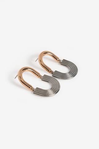 PVD OVAL DROP EARRINGS