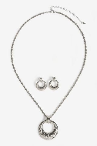 SILVER STATEMENT PENDANT SET