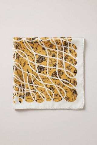 LIGHT WEIGHT GEO SCARF 90 X 90