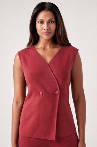 KNIT WAISTCOAT TOP