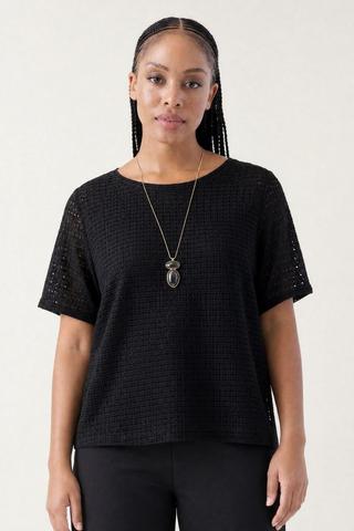 LACE TOP BLACK