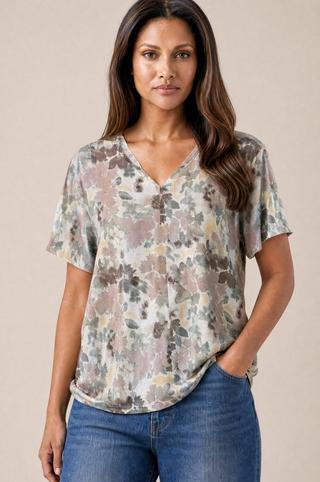 FLORAL PRINT V-NECK T-SHIRT