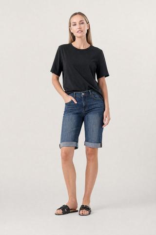 WONDERFIT BERMUDA SHORTS INK