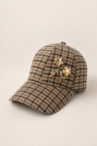 CHECK BROOCH CAP