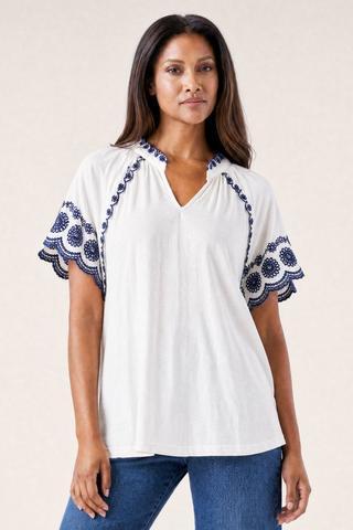 HENLEY EMBROIDERED KNIT TOP