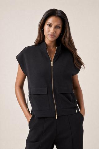 ULTRA SOFT ZIP UP TOP BLACK