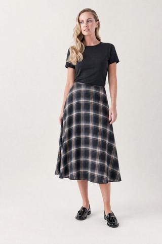 NAVY PLAID CIRCLE SKIRT