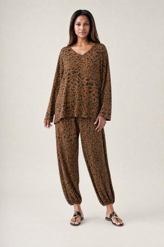 LEOPARD PRINT BALLOON KNIT PANTS