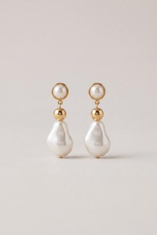 PEARL DROP EARRINGS