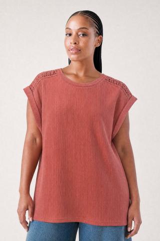 TEXTURED KNIT TOP RUST