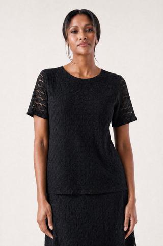 LACE TOP BLACK