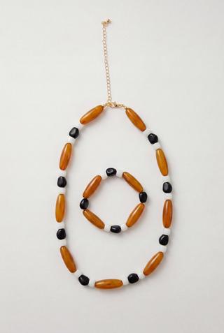 BEADED NECKLACE AND BANGLE SET