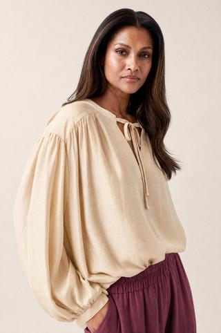 BALLOON SLEEVE BLOUSE
