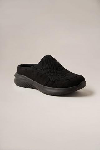 WONDERFIT SLIP ON SNEAKERS