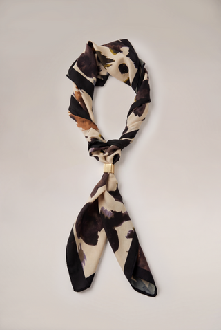 ANIMAL PRINT SATIN SCARF 70 X 70
