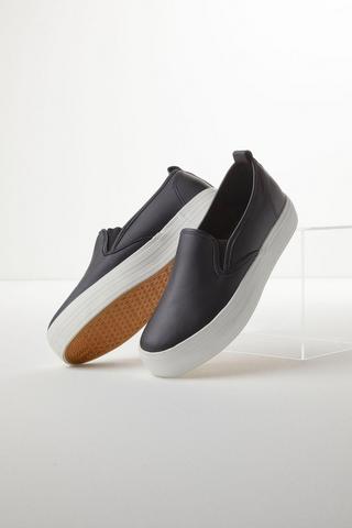 SLIP ON SNEAKER 9 Black MILADYS