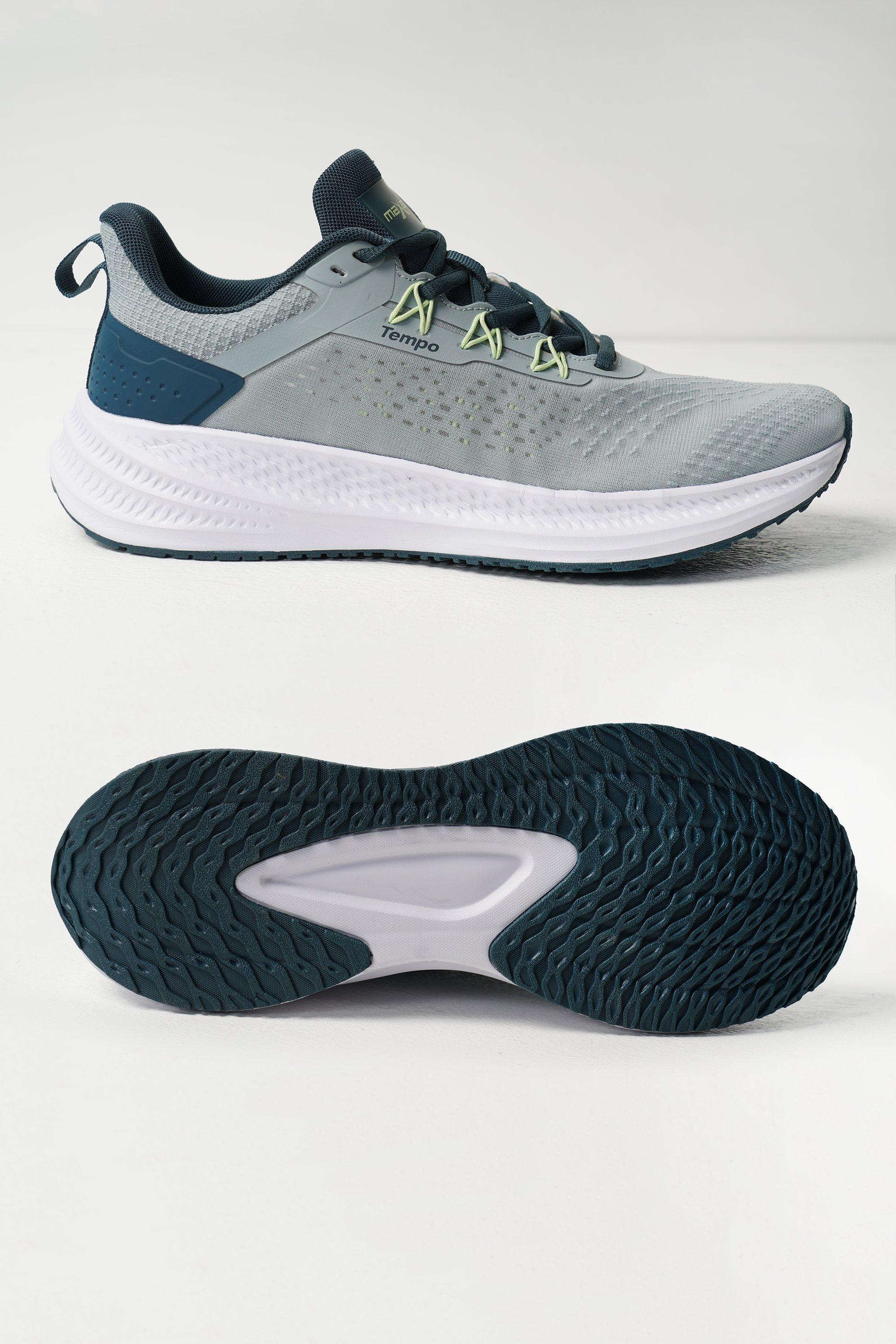 tempo football shoes