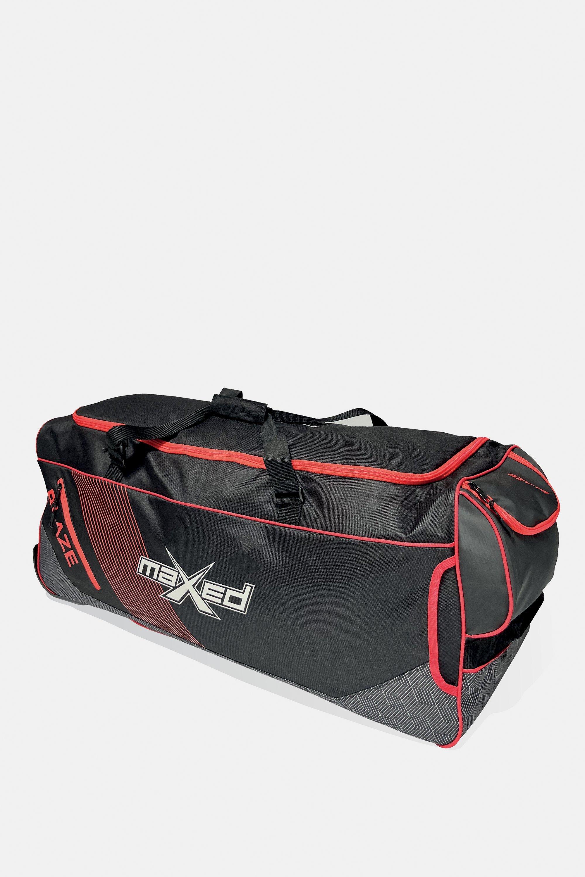 Blaze Wheelie Cricket Bag